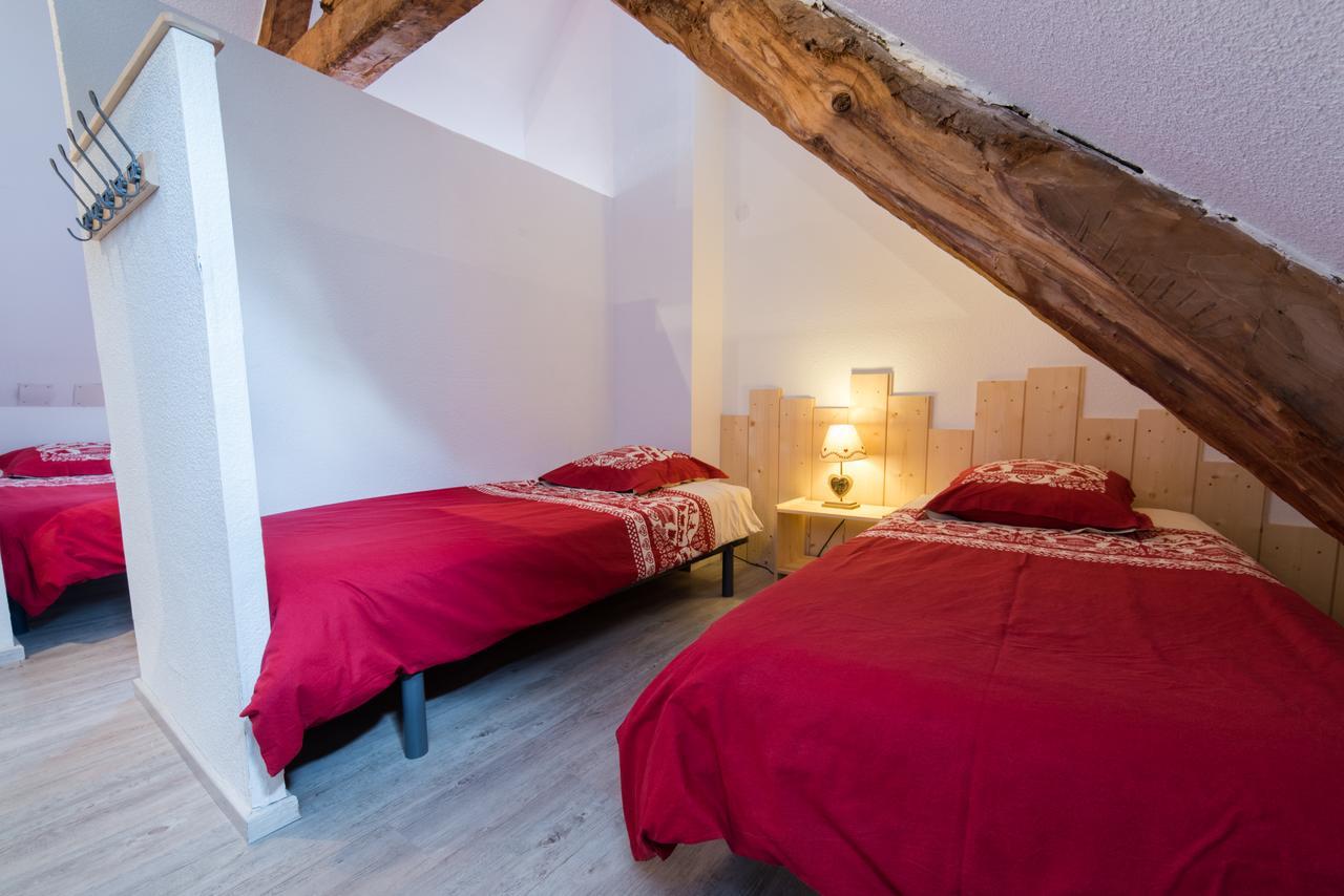 Gite La Maisonnee Sazos Exterior foto